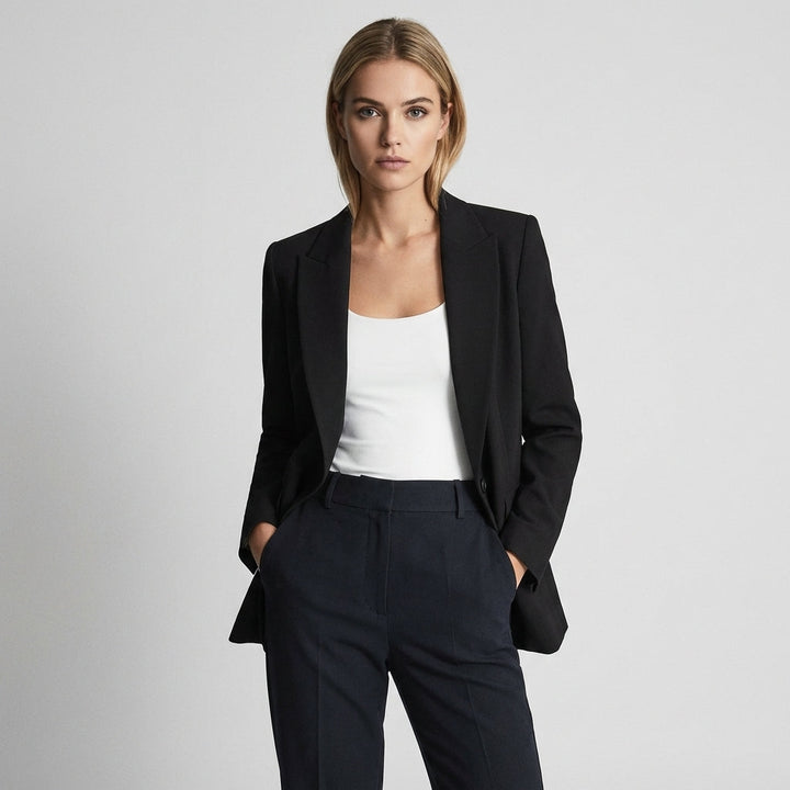 Elegant 2-Piece Women’s Suit Set – Polished Pair for Formal Looks